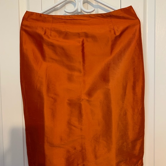 Silk SKIRT SUIT gorgeous orange. Never worn size 8/10 - Picture 7 of 13